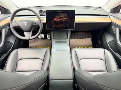 2023 Tesla MODEL 3 — фото 10