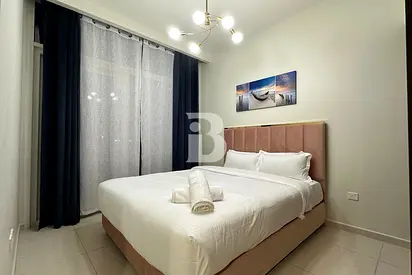 CANAL VIEW | HIGH FLOOR | READY TO MOVE IN
