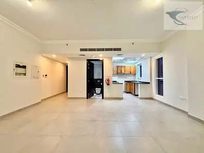 🔑 Your Perfect Studio Awaits – Fresh, Stylish & Brand New