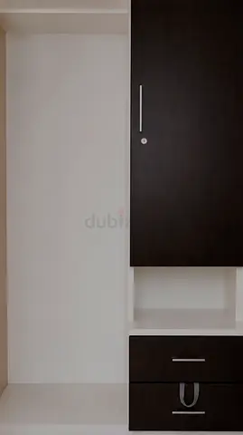 Showcase or cabinet