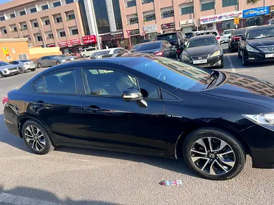 صورة مصغرة 2 لـ 2015 Honda CIVIC