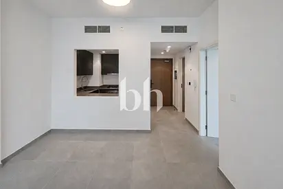 1BR Apartment | With Parking | Tiraz