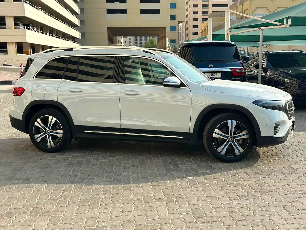 Mercedes-Benz EQB 2024