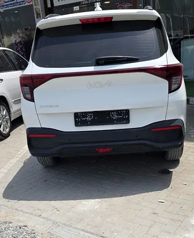 صورة 5 لـ 2023 KIA CARENS