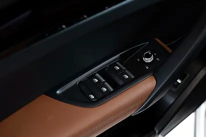 2023 AUDI Q5 thumbnail 11
