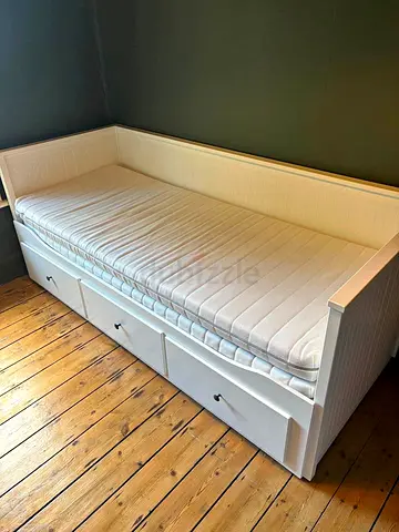Ikea Hemnes Daybed with 2 Matresses In Perfect condition