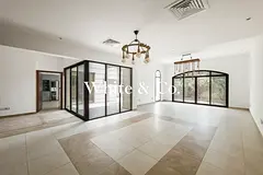 Single Row | VOT 4BR Villa | Middle Unit