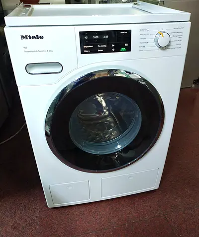 Miele TwinDos New model 9kg Washing machine. With WiFi Connect