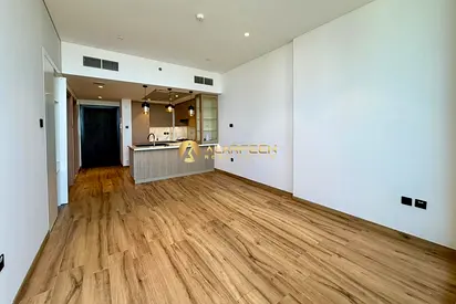 Spacious | Easy Exit- Entry | Grab Now