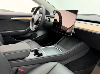 2023 Tesla MODEL 3 — миниатюра 11