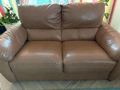 6 Seater faux leather sofa set 3+2+1 in good condition