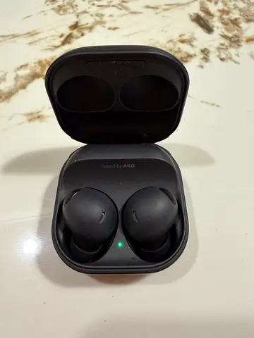 Samsung Buds 2 Pro in Excellent Condition