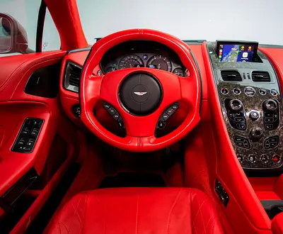 2017 Aston Martin VANQUISH — миниатюра 6
