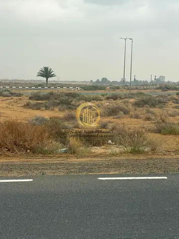 للبيع ارضين متلاصقات مدينه تلال سيتي تصريح سكني ارضي واول G+1 تملك حر لجميع الجنسيات . الارضين بموقع ممتاز جدا مقابل مدرسه فيكتوريا وقريبه من الخدم