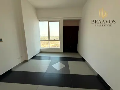 UNFURNISHED | LOWERED PRICE | MULTI PAYEMTS