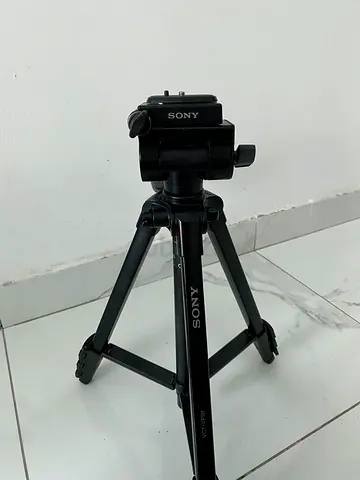 Sony VCT-VPR1 Remote Control Tripod for Sony Cameras / Camcorders