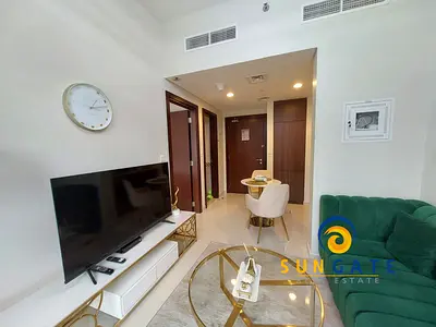 Move-In Ready , Furnished , On the Park