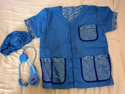 Veterinarian role-play costume
