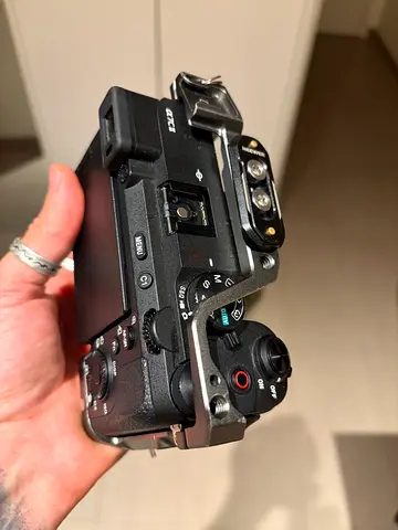 Sony A7C2