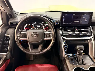 2022 Toyota LAND CRUISER — миниатюра 10