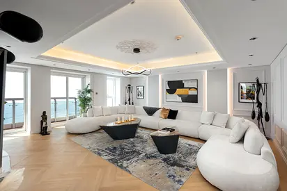 High-Floor Dubai Marina Apartment With Palm Views