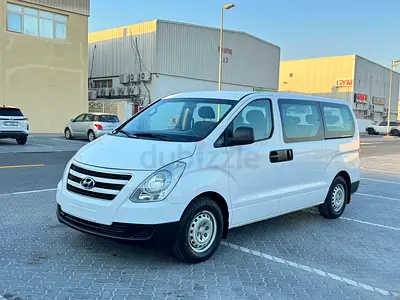 Hyundai H1 2017 GCC Specs - Reliable 12 Seater Van