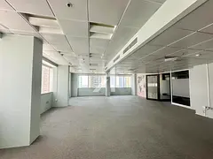 Prime Location | Main Road View | Close to Metro