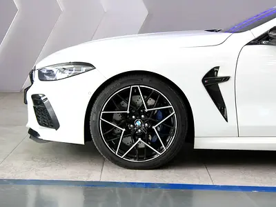 2024 BMW M8 缩略图 8