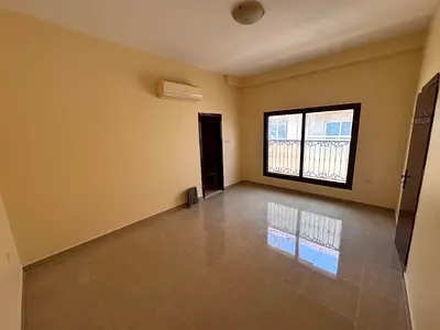 سكن عائلي - مساحه كبيره - بلكونه - غرفه ماستر - تكيف اسبليت - صيانه فري - سهله المخرج للشارقه ودبي