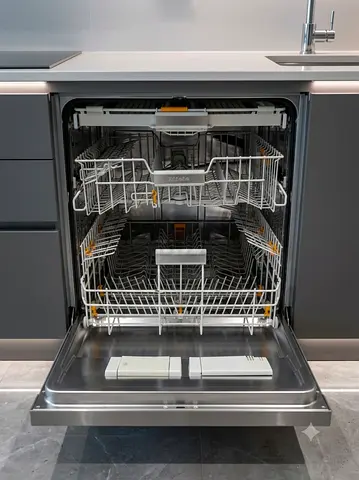 Miele Latest Model Built-In Dishwasher – 3 Racks | Fully Integrated