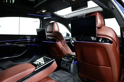 2022 AUDI A8 — миниатюра 18