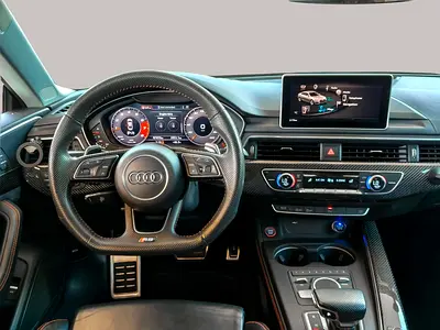 صورة 11 لـ 2019 AUDI RS5