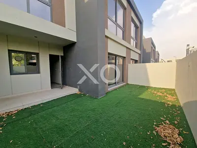 Single Row | Vacant | Perfect Family Home