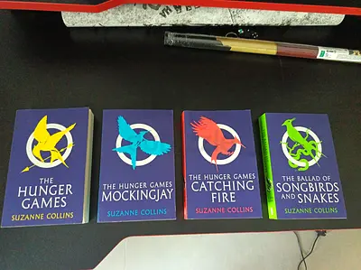 HUNGER GAMES BOOKS SET FIRST 4
