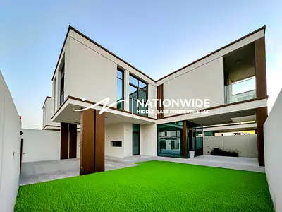 Vacant| Amazing 3BR| Stylish Layout| Prime Area