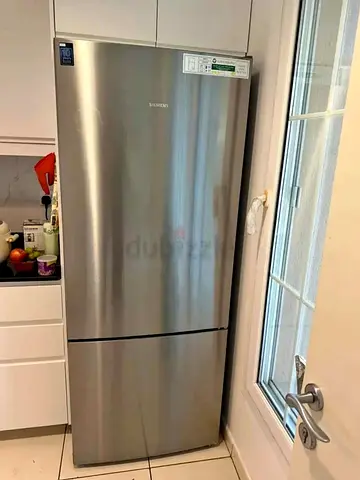 Siemens stainless steel fridge - bottom freezer, good condition