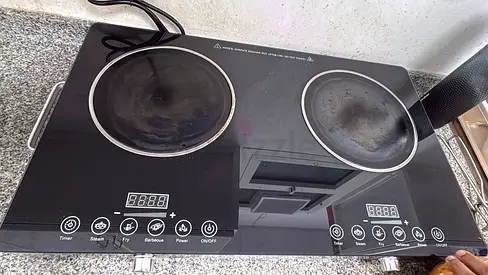 Double Hot Plate Electric Infrared Cooktop — Glass Top, 2 Burners, Used