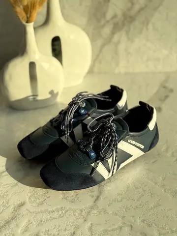 Louis vuitton sneakerina sneakers