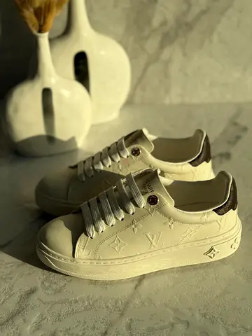 Louis vuitton time out sneakers