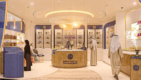 Oud Shop Decor Work
