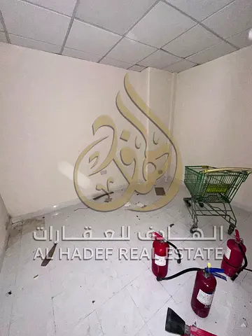 🏢 **Large Retail Space for Annual Rent – ​​Al Wahda Street, Sharjah** 📍 **Strategic location next to City Centre and on the main Al Wahda Street**,