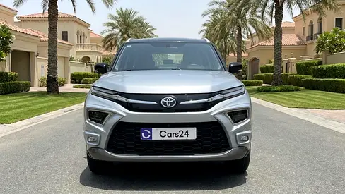 2025 Toyota URBAN CRUISER — миниатюра 2