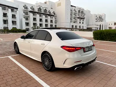 2024 Mercedes-BENZ C-CLASS thumbnail 3