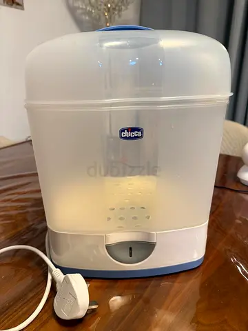 Baby bottle and accessories sterilizer