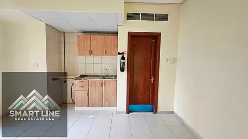NEAR KING FAISAL STREET : CENTRAL AC NICE STUDIO APARTMENT AVAILABLE