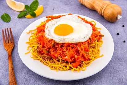 Invest 250k and get 10k per month Restaurant Business