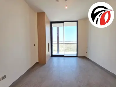 شقة استوديو | جنة ميدتاون | مناظر متعددة | الوصول إلى الشرفة