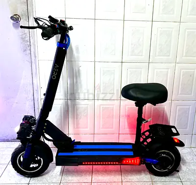 AERO Electric Scooter with Seat — Good Condition