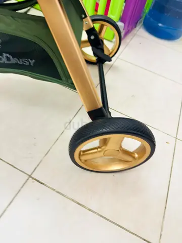 360degree starandDaisy Lightweight baby stroller (single) - used, good condition