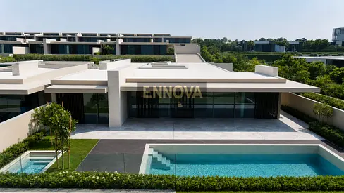 Luxury 5BR villa in Al Zorah| direct see view